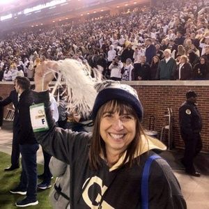 Meet your Posher, Lee